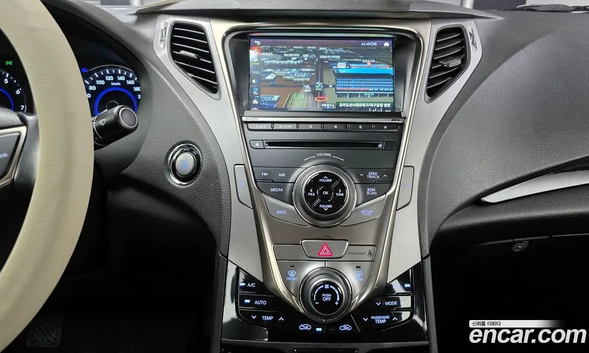 Hyundai Grandeur 2012 3.0 автомат (гидро), фото 18 Hyundai Grandeur 2012 3.0 автомат (гидро), фото 18