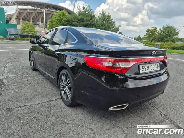 Hyundai Grandeur 2014 3.0 автомат (гидро), миниатюра 3