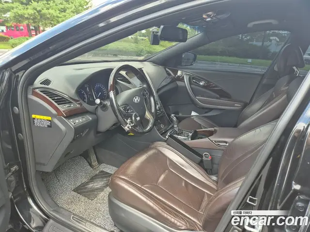 Hyundai Grandeur 2014 3.0 автомат (гидро), миниатюра 5