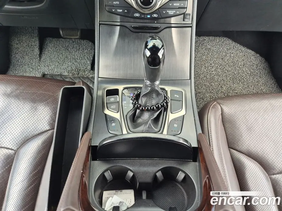 Hyundai Grandeur 2014 3.0 автомат (гидро), фото 10