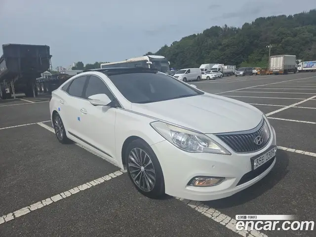 Hyundai Grandeur 2014 3.0 автомат (гидро), миниатюра 2