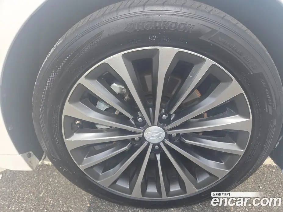 Hyundai Grandeur 2014 3.0 автомат (гидро), фото 19