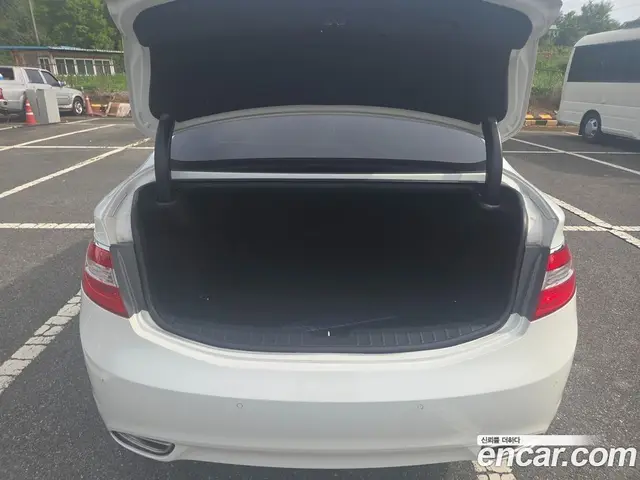 Hyundai Grandeur 2014 3.0 автомат (гидро), миниатюра 7