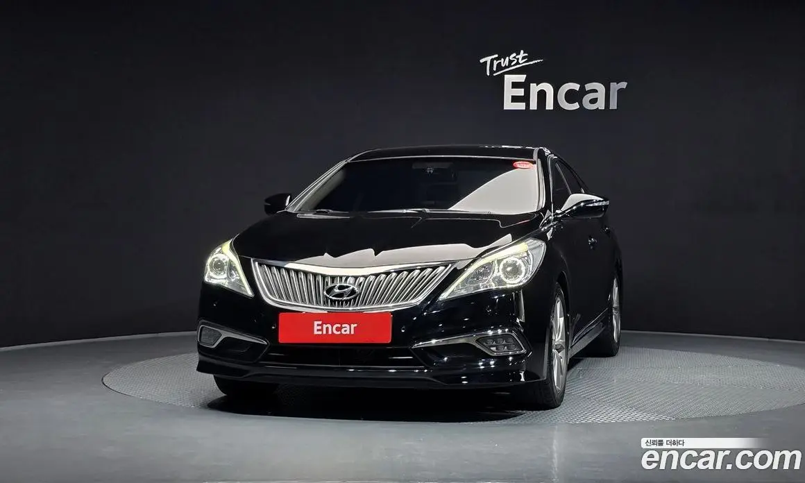 Hyundai Grandeur 2015 3.0 автомат (гидро), фото 3 Hyundai Grandeur 2015 3.0 автомат (гидро), фото 3