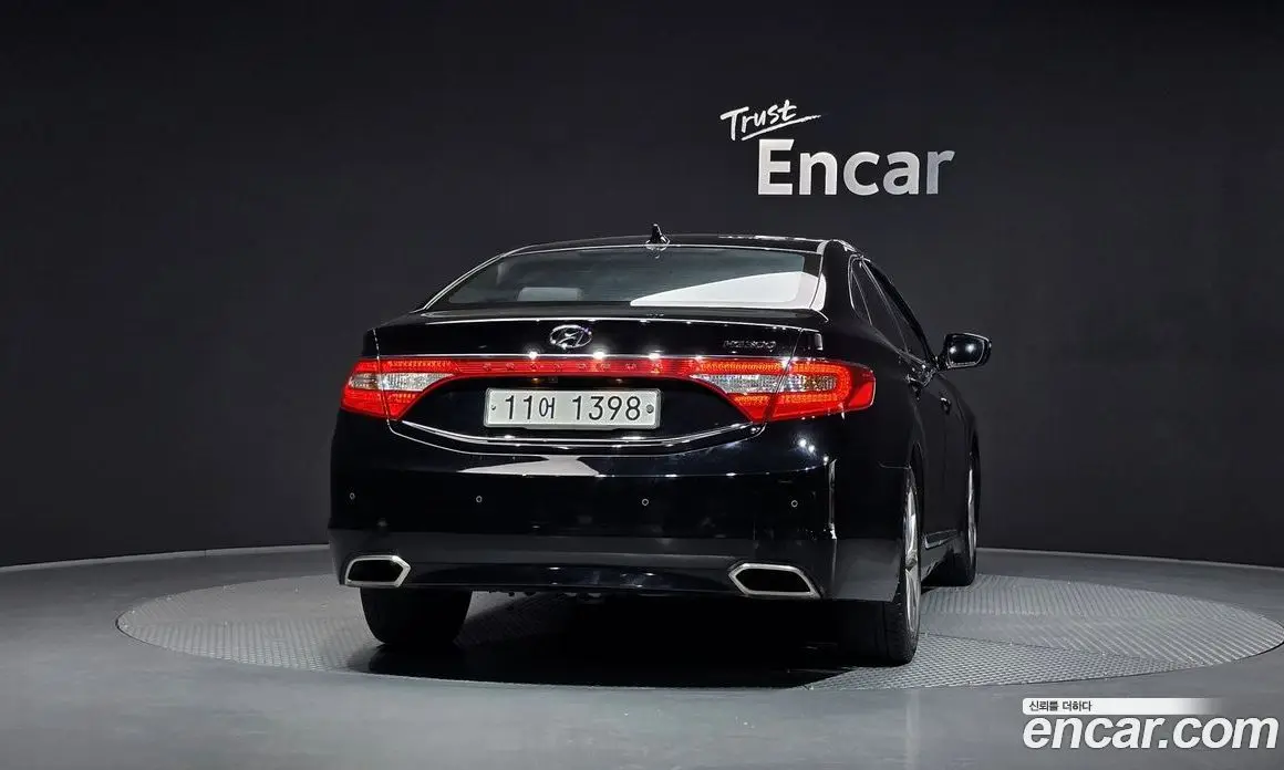 Hyundai Grandeur 2015 3.0 автомат (гидро), фото 4 Hyundai Grandeur 2015 3.0 автомат (гидро), фото 4