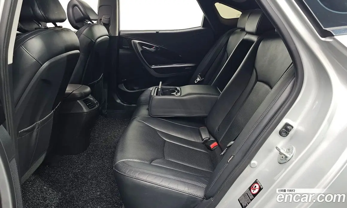 Hyundai Grandeur 2015 2.4 автомат (гидро), фото 17 Hyundai Grandeur 2015 2.4 автомат (гидро), фото 17