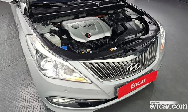 Hyundai Grandeur 2015 2.4 автомат (гидро), миниатюра 6 Hyundai Grandeur 2015 2.4 автомат (гидро), миниатюра 6