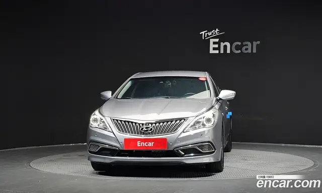 Hyundai Grandeur 2016 2.4 автомат (гидро), миниатюра 3