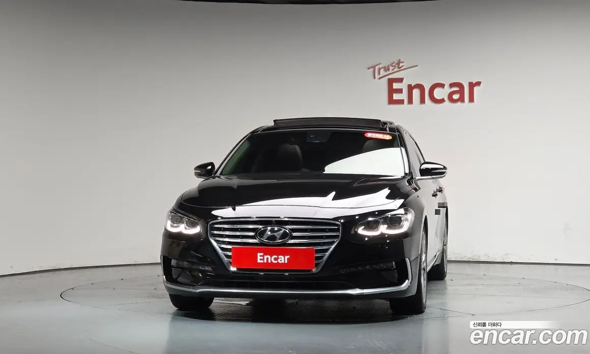 Hyundai Grandeur 2019 2.4 автомат (гидро), фото 2 Hyundai Grandeur 2019 2.4 автомат (гидро), фото 2