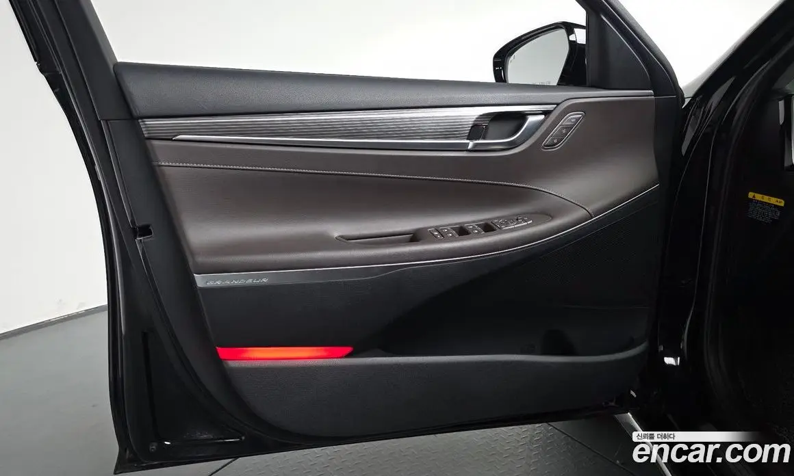 Hyundai Grandeur 2019 2.4 автомат (гидро), фото 13 Hyundai Grandeur 2019 2.4 автомат (гидро), фото 13