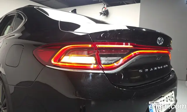 Hyundai Grandeur 2019 2.4 автомат (гидро), миниатюра 8 Hyundai Grandeur 2019 2.4 автомат (гидро), миниатюра 8
