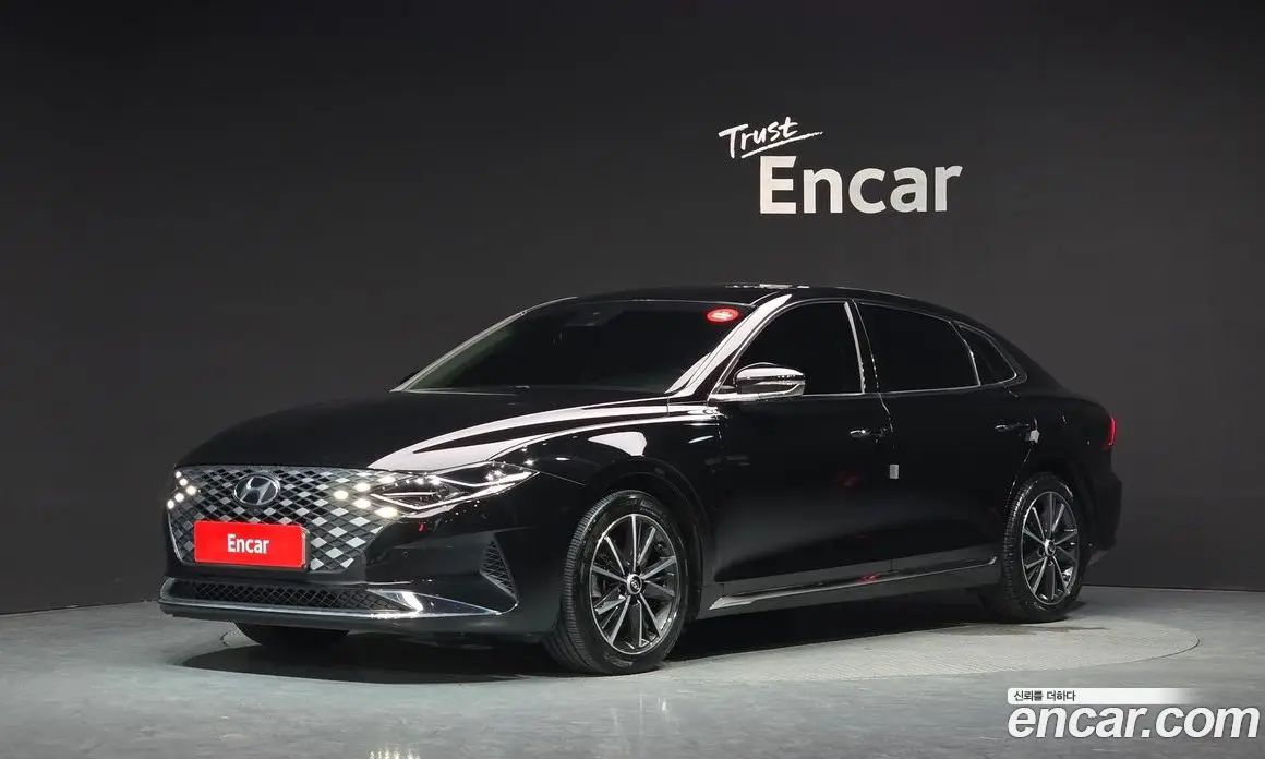 Hyundai Grandeur 2022 2.5 автомат (гидро), фото 1 Hyundai Grandeur 2022 2.5 автомат (гидро), фото 1