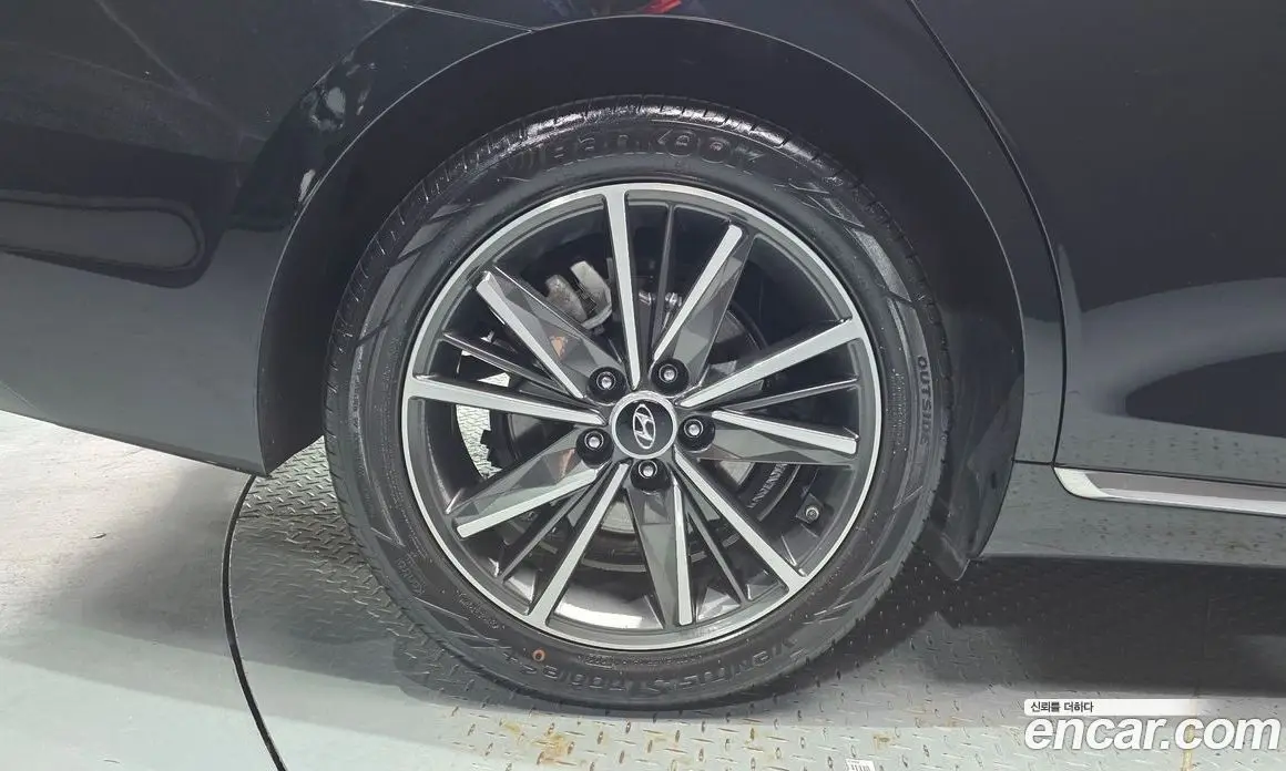 Hyundai Grandeur 2022 2.5 автомат (гидро), фото 5 Hyundai Grandeur 2022 2.5 автомат (гидро), фото 5