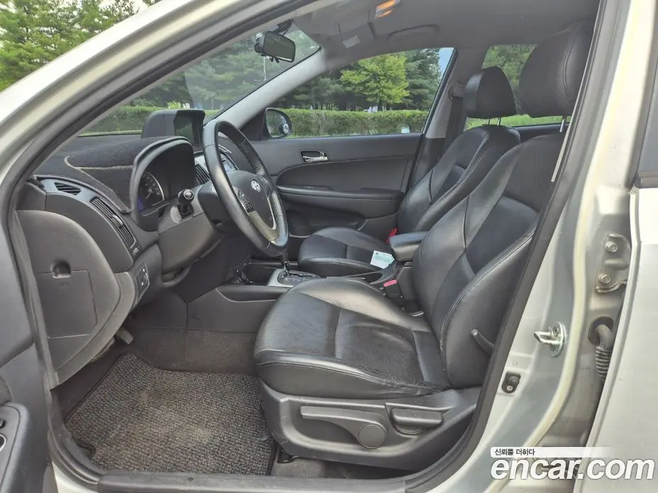 Hyundai i30 2009 1.6 автомат (гидро), фото 15