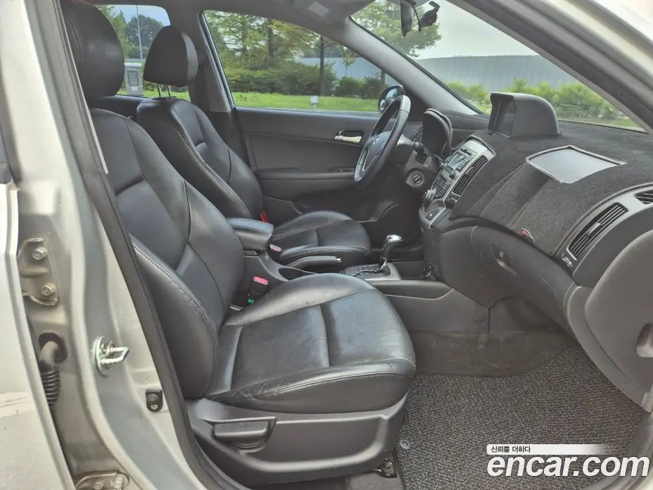Hyundai i30 2009 1.6 автомат (гидро), фото 18