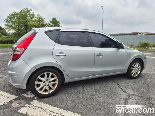 Hyundai i30 2009 1.6 автомат (гидро), миниатюра 5