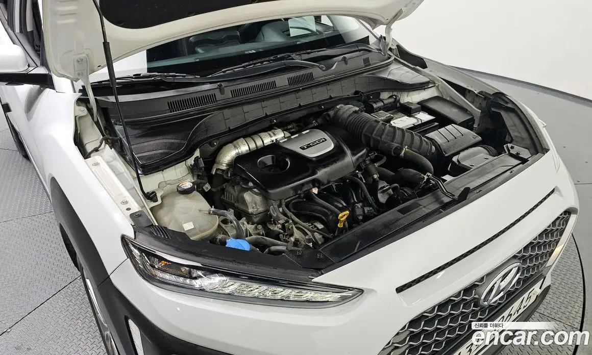 Hyundai Kona 2019 1.6 автомат (гидро), фото 6 Hyundai Kona 2019 1.6 автомат (гидро), фото 6