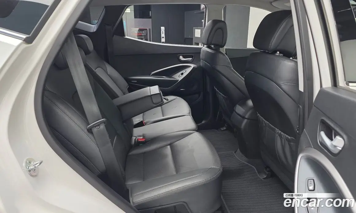 Hyundai Santa Fe 2013 2.0 автомат (гидро), фото 12 Hyundai Santa Fe 2013 2.0 автомат (гидро), фото 12