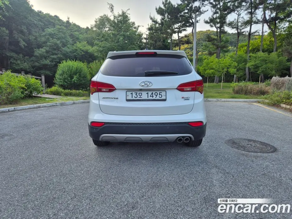 Hyundai Santa Fe 2014 2.0 автомат (гидро), фото 5 Hyundai Santa Fe 2014 2.0 автомат (гидро), фото 5
