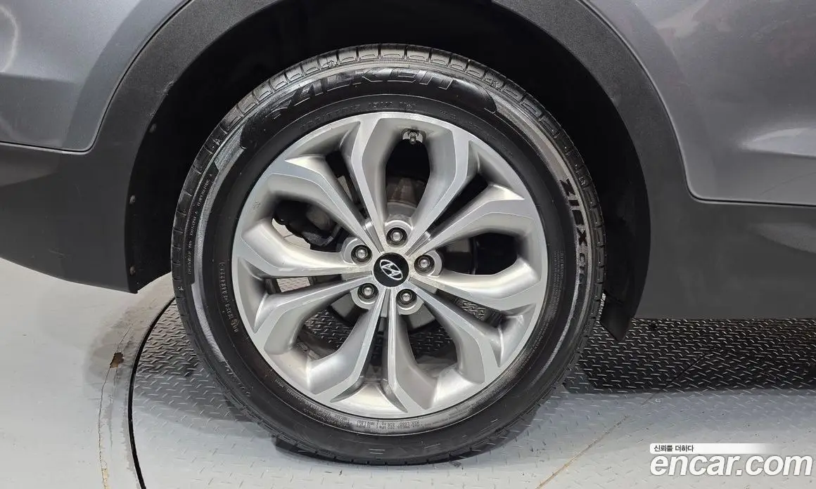 Hyundai Santa Fe 2015 2.0 автомат (гидро), фото 5