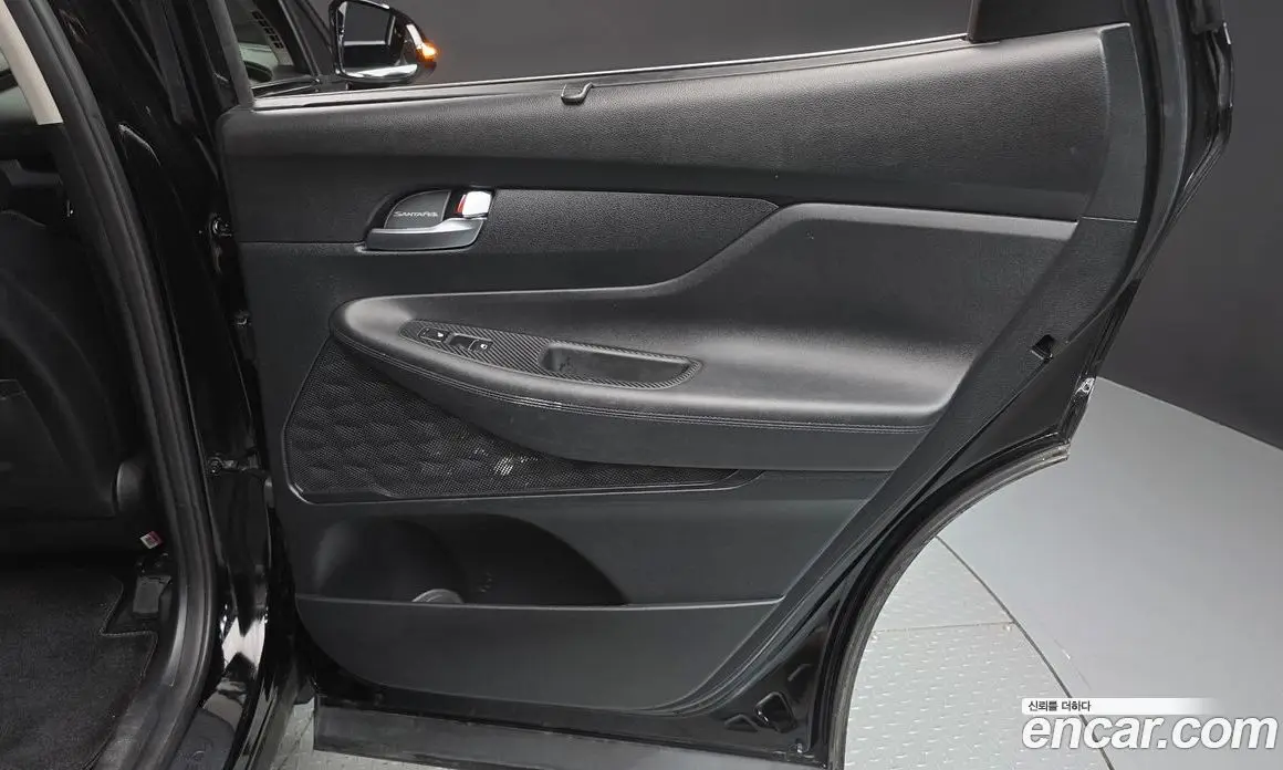 Hyundai Santa Fe 2018 2.0 автомат (гидро), фото 15