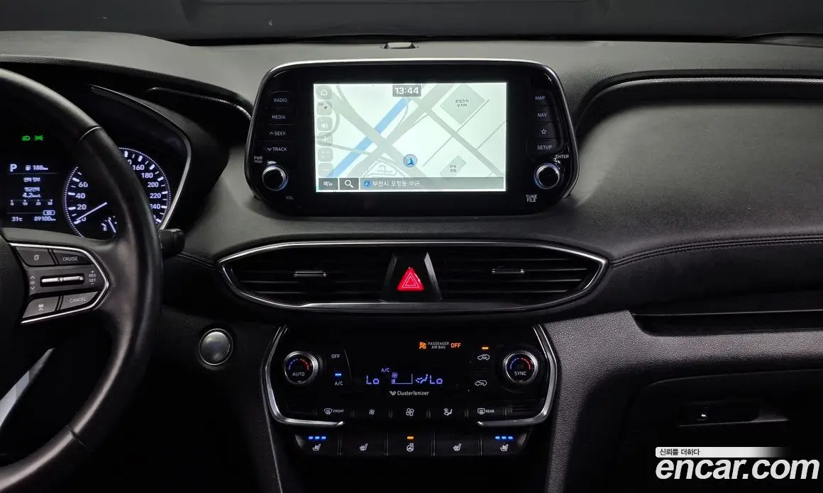 Hyundai Santa Fe 2018 2.0 автомат (гидро), фото 19