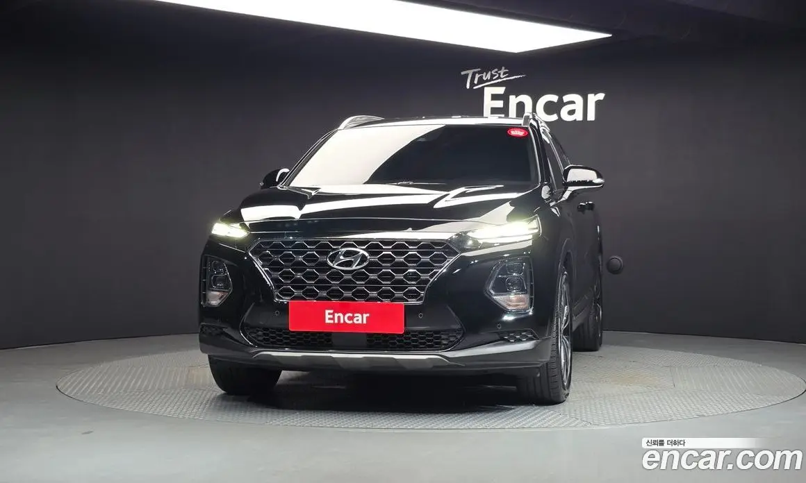 Hyundai Santa Fe 2018 2.0 автомат (гидро), фото 3