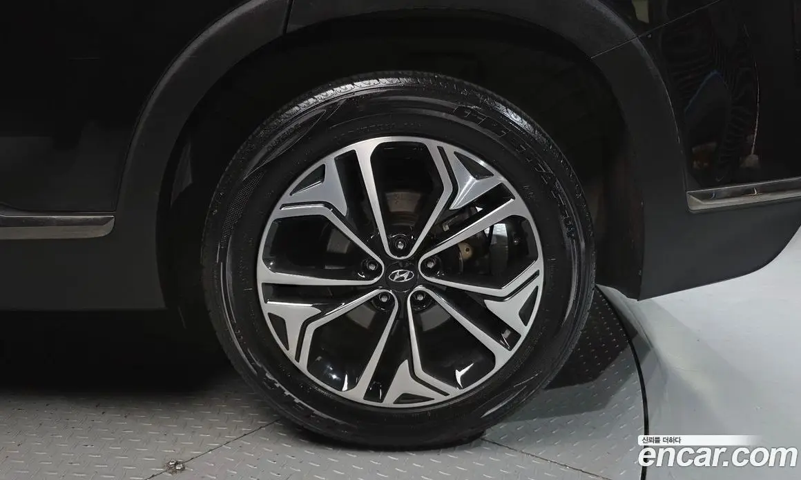 Hyundai Santa Fe 2018 2.0 автомат (гидро), фото 7