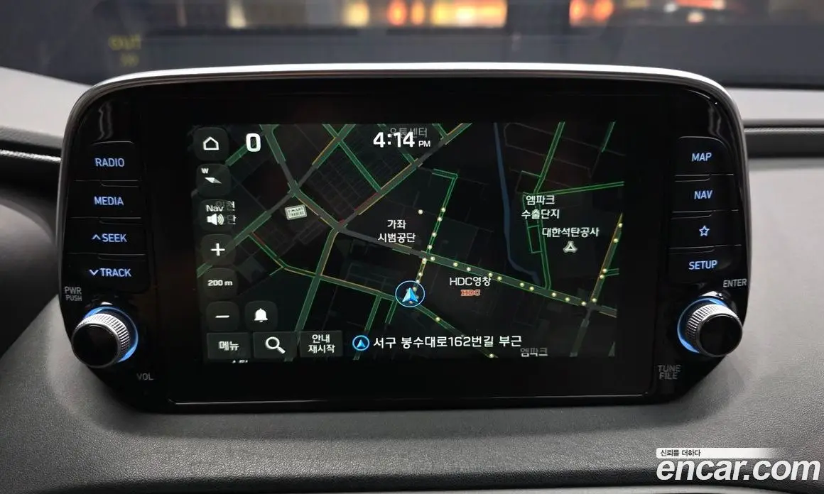 Hyundai Santa Fe 2018 2.0 автомат (гидро), фото 14
