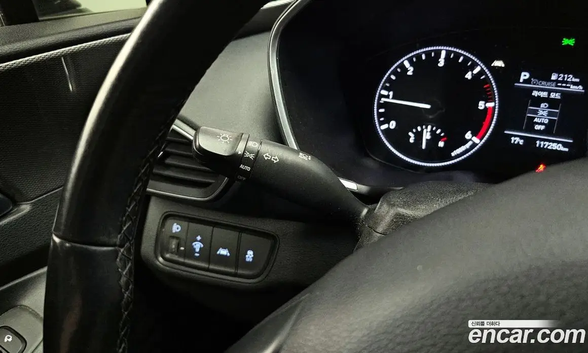 Hyundai Santa Fe 2018 2.0 автомат (гидро), фото 17