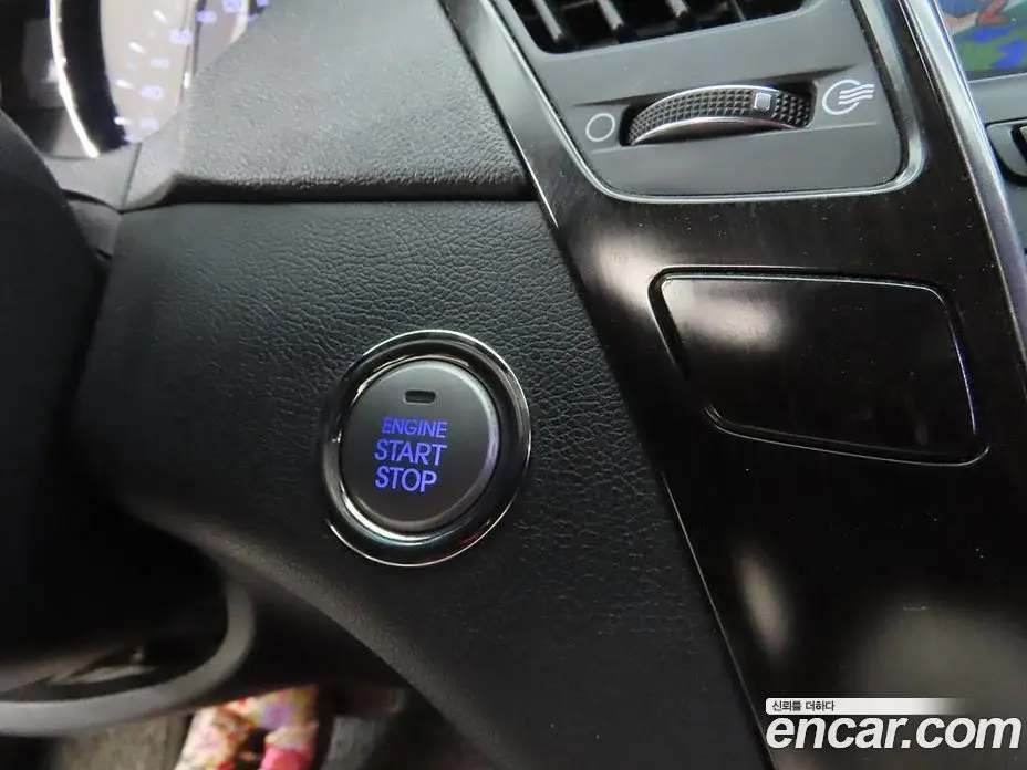 Hyundai Sonata 2013 2.0 автомат (гидро), фото 16