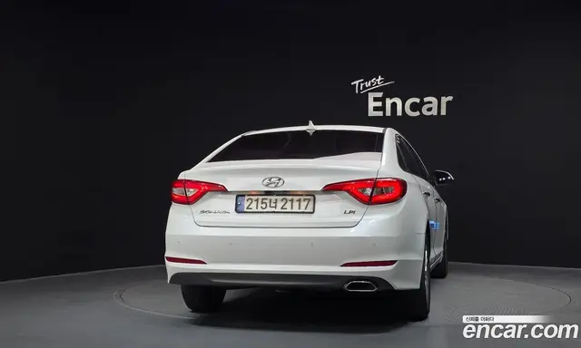 Hyundai Sonata 2016 2.0 автомат (гидро), миниатюра 4