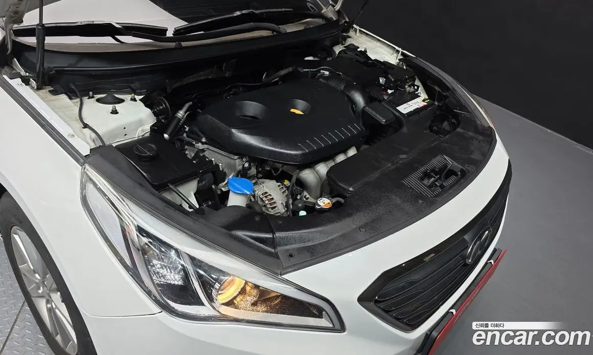Hyundai Sonata 2016 2.0 автомат (гидро), фото 6