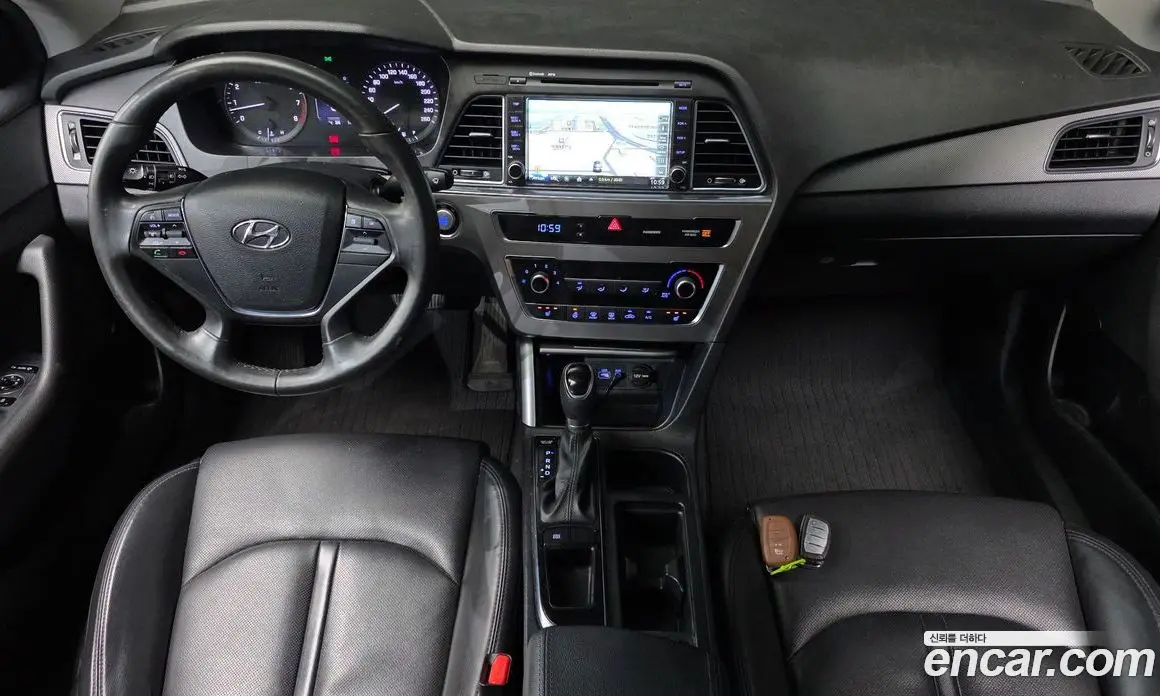 Hyundai Sonata 2016 2.0 автомат (гидро), фото 7