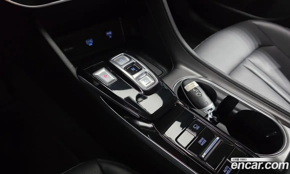 Hyundai Sonata 2023 2.0 автомат (гидро), фото 12