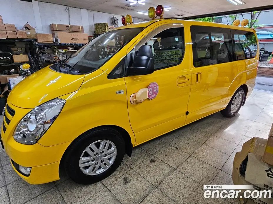 Hyundai Starex 2016 2.5 автомат (гидро), фото 6