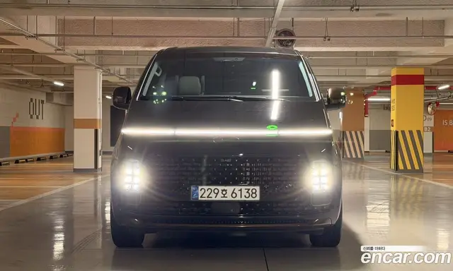 Hyundai Staria 2024 1.6 автомат (гидро), миниатюра 2