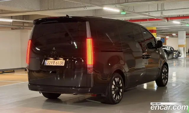 Hyundai Staria 2024 1.6 автомат (гидро), миниатюра 4