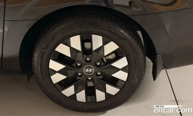 Hyundai Staria 2024 1.6 автомат (гидро), миниатюра 8