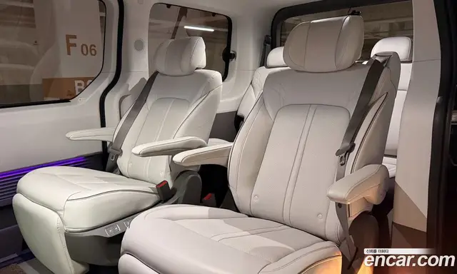 Hyundai Staria 2024 1.6 автомат (гидро), миниатюра 9