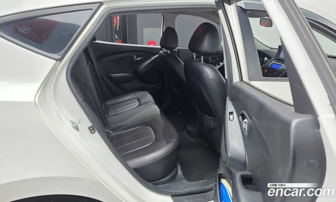 Hyundai Tucson 2013 2.0 автомат (гидро), фото 12