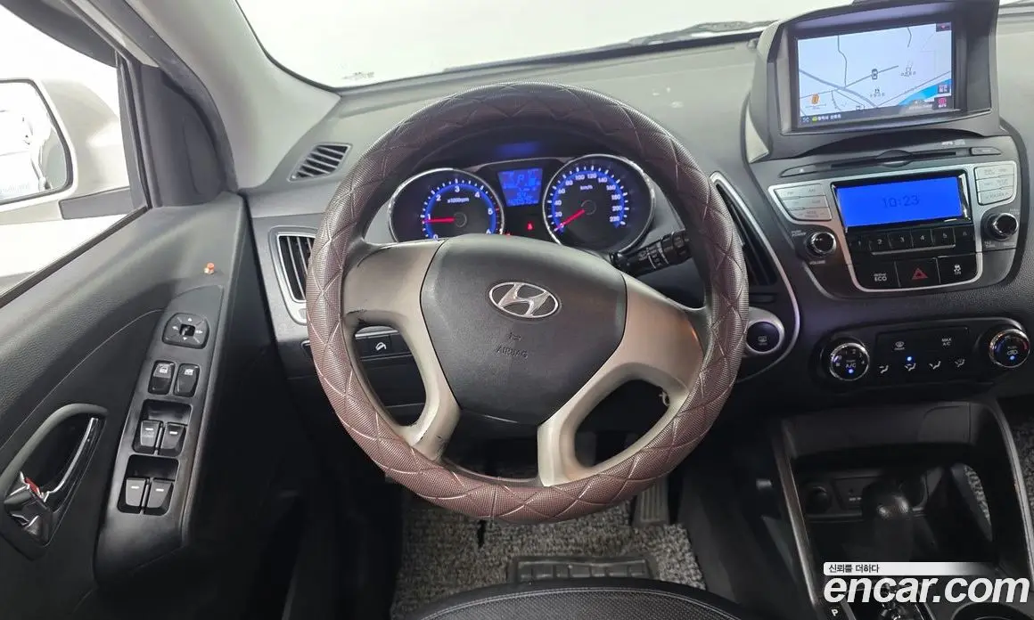 Hyundai Tucson 2013 2.0 автомат (гидро), фото 13