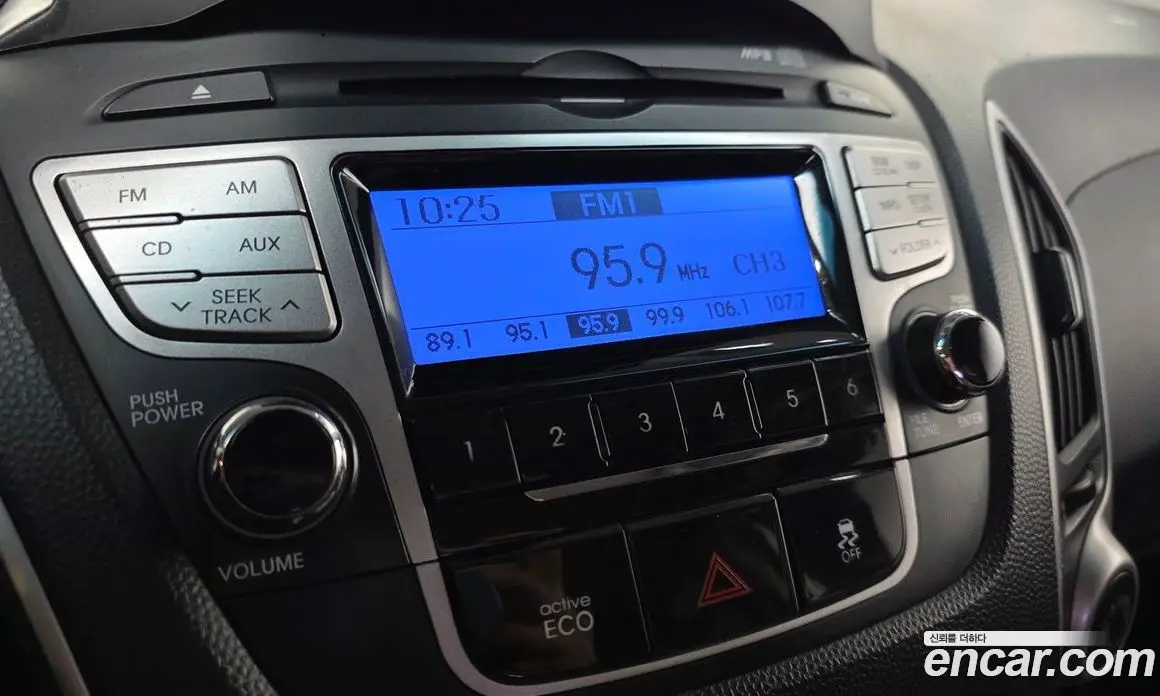 Hyundai Tucson 2013 2.0 автомат (гидро), фото 15