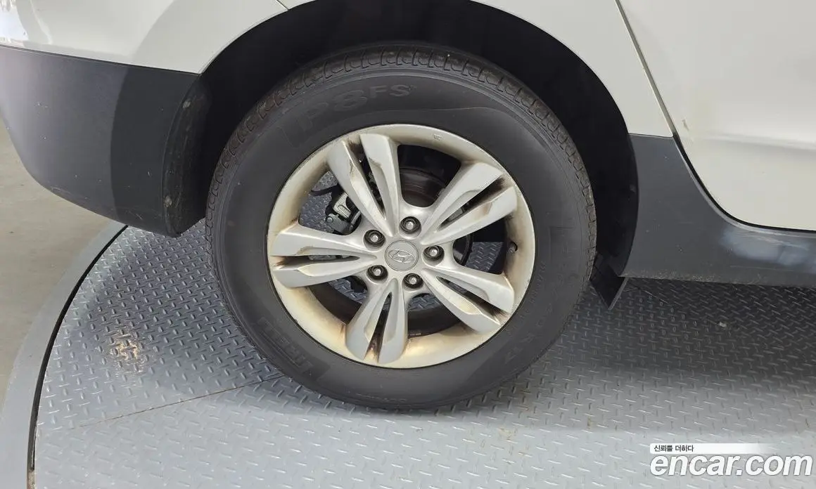Hyundai Tucson 2013 2.0 автомат (гидро), фото 5