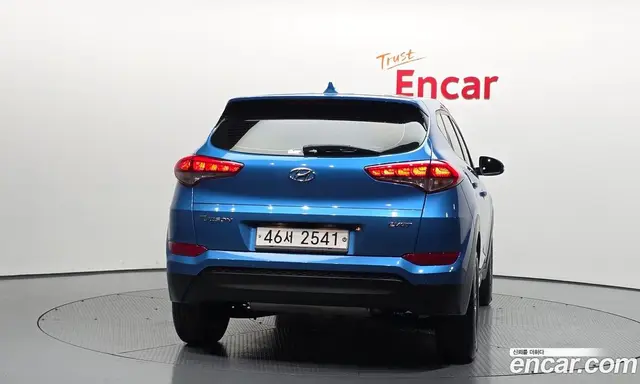 Hyundai Tucson 2015 1.7 автомат (гидро), миниатюра 4 Hyundai Tucson 2015 1.7 автомат (гидро), миниатюра 4