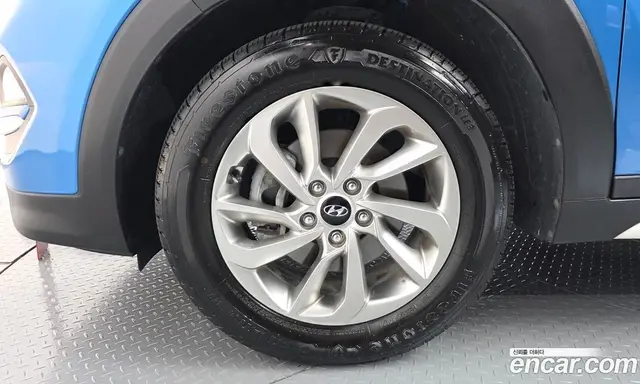 Hyundai Tucson 2015 1.7 автомат (гидро), миниатюра 5 Hyundai Tucson 2015 1.7 автомат (гидро), миниатюра 5