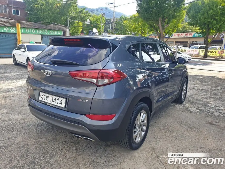 Hyundai Tucson 2015 2.0 автомат (гидро), фото 9
