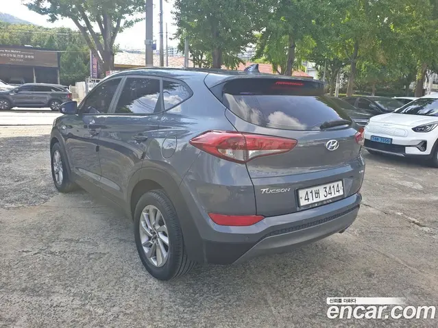 Hyundai Tucson 2015 2.0 автомат (гидро), миниатюра 10