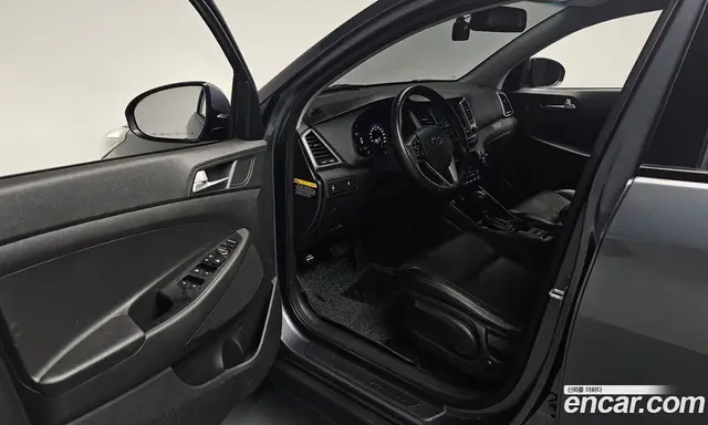 Hyundai Tucson 2017 1.7 автомат (гидро), миниатюра 12