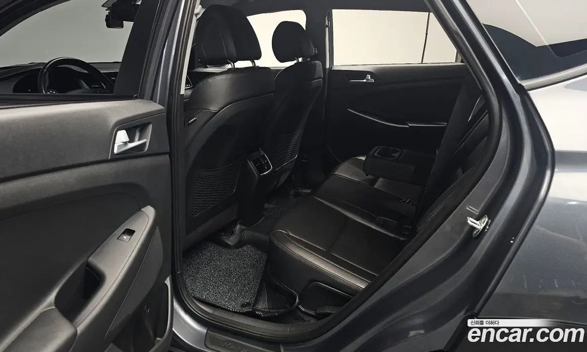 Hyundai Tucson 2017 1.7 автомат (гидро), фото 15